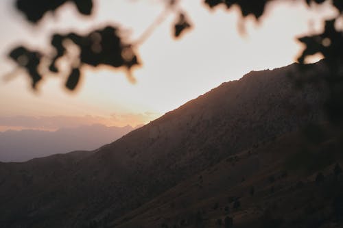 Gratis arkivbilde med brune fjell, moder natur, skjønnhet i naturen