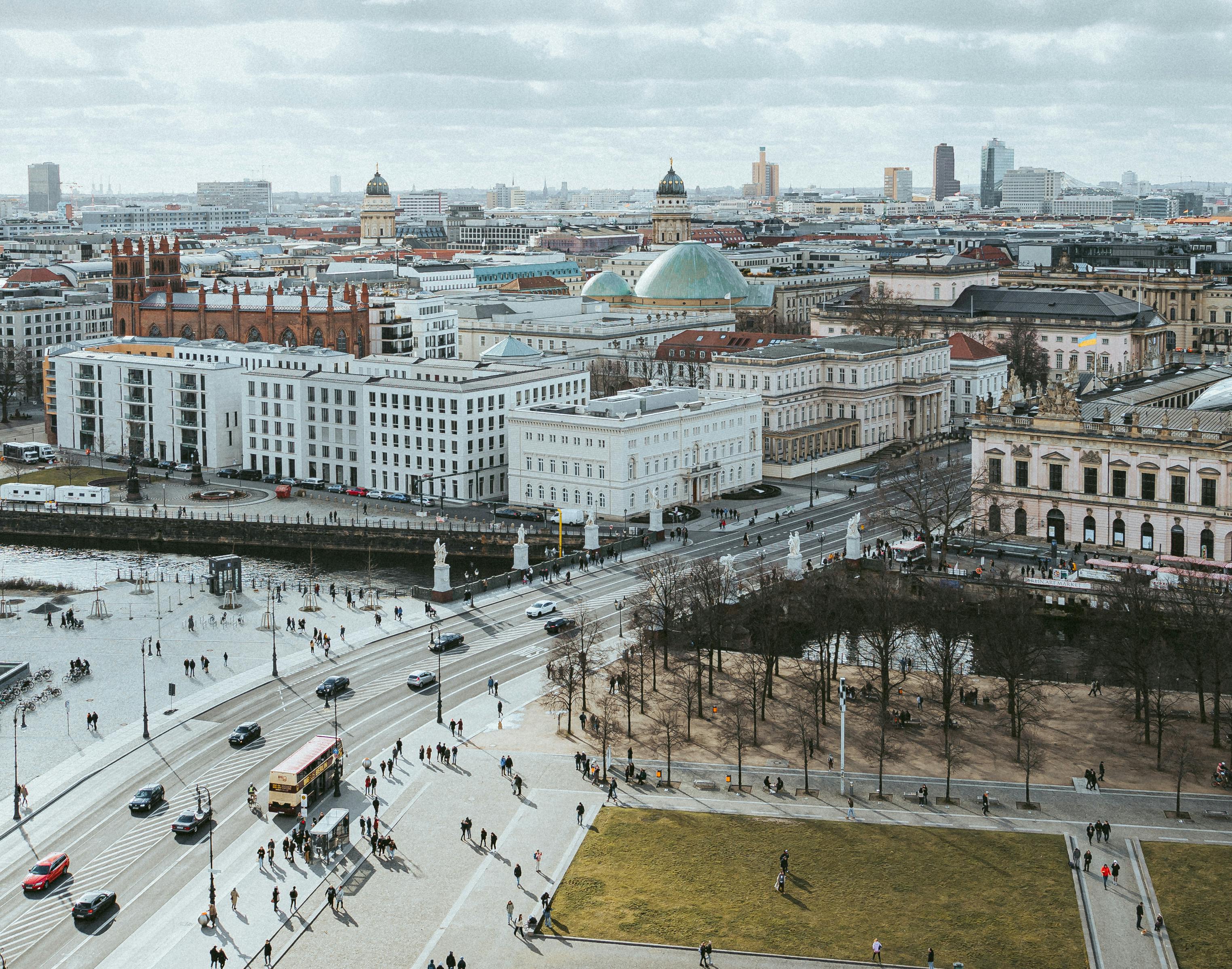 immigration lawyer berlin — Photo by George Frewat on Pexels