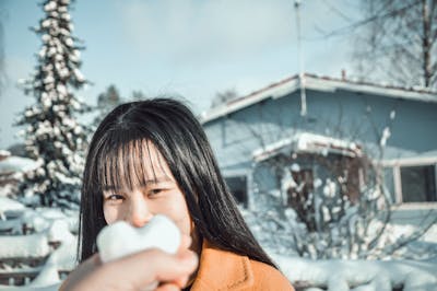 适合放在情侣空间的短句 适合在情侣空间发的说说简短有意义