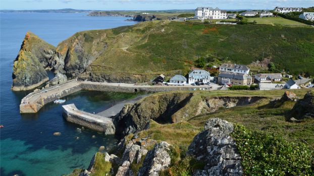 Mullion Cove Harbor