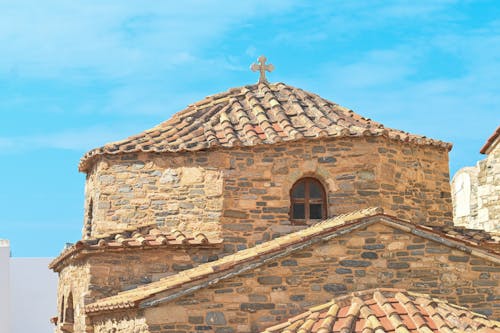 Byzantine Panagia Ekatontapiliani Church in Parikia