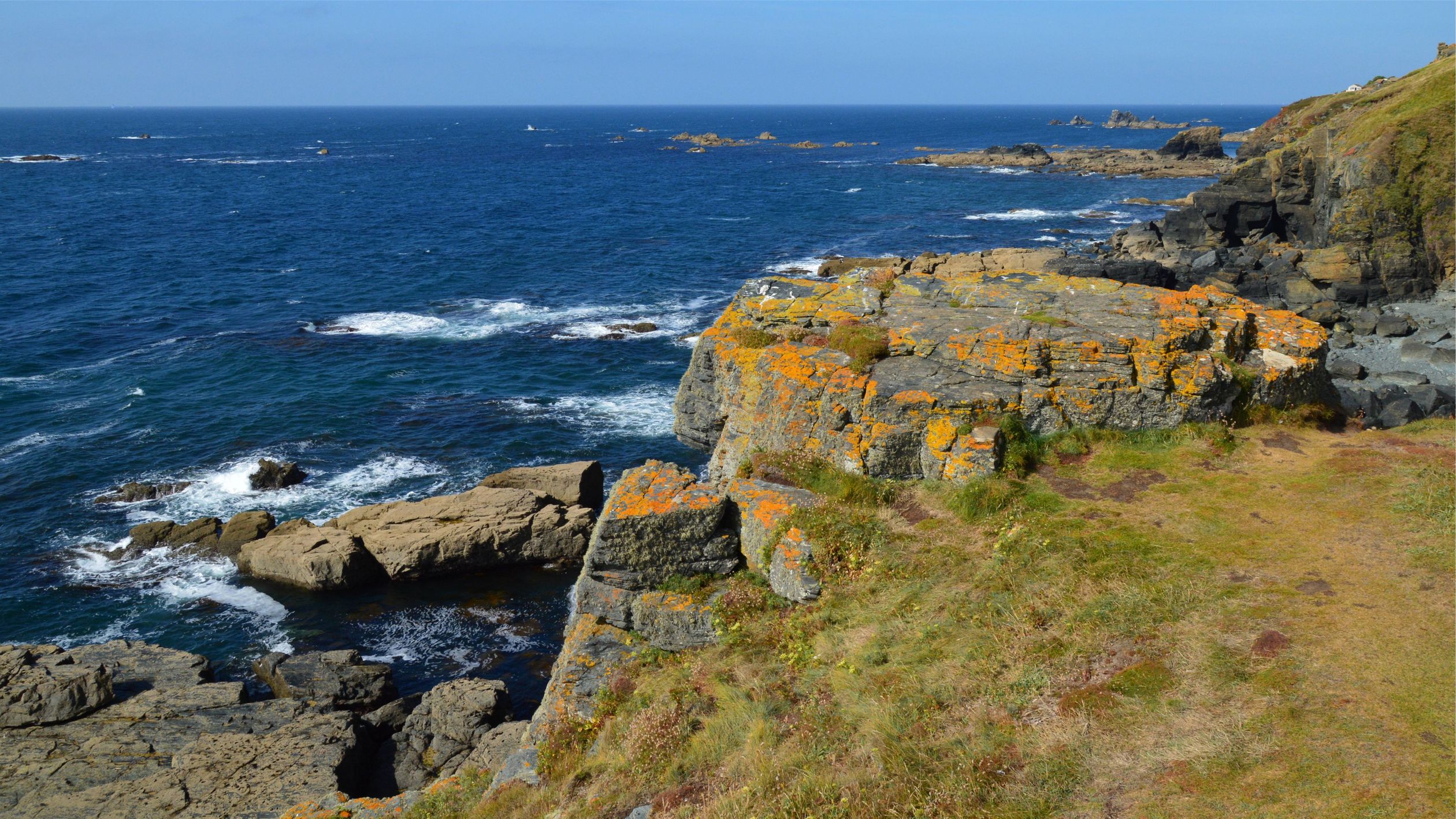 Cornwall Cliffs Rocks View of Rocky Cliffs on the Shore, Lizard Point, Cornwall, England ...