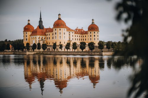 Lake and Moritzburg Castle