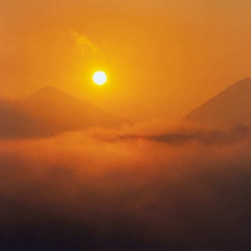 Foto profissional grátis de aerofotografia, alvorecer, cair da noite