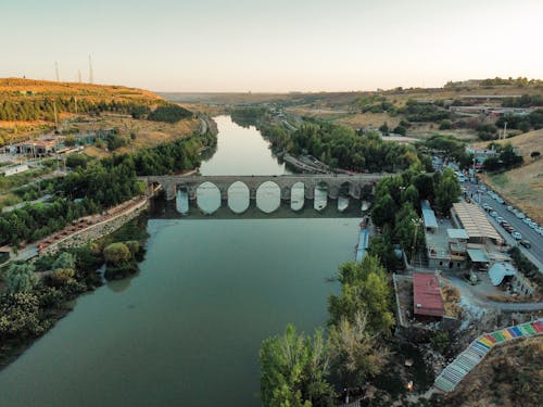 Dicle Bridge over Tigris River