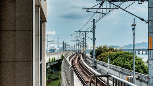 Photos gratuites de citadin, électricité, perspective