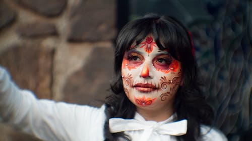 Fotobanka s bezplatnými fotkami na tému bruneta, catrina, deň smrti