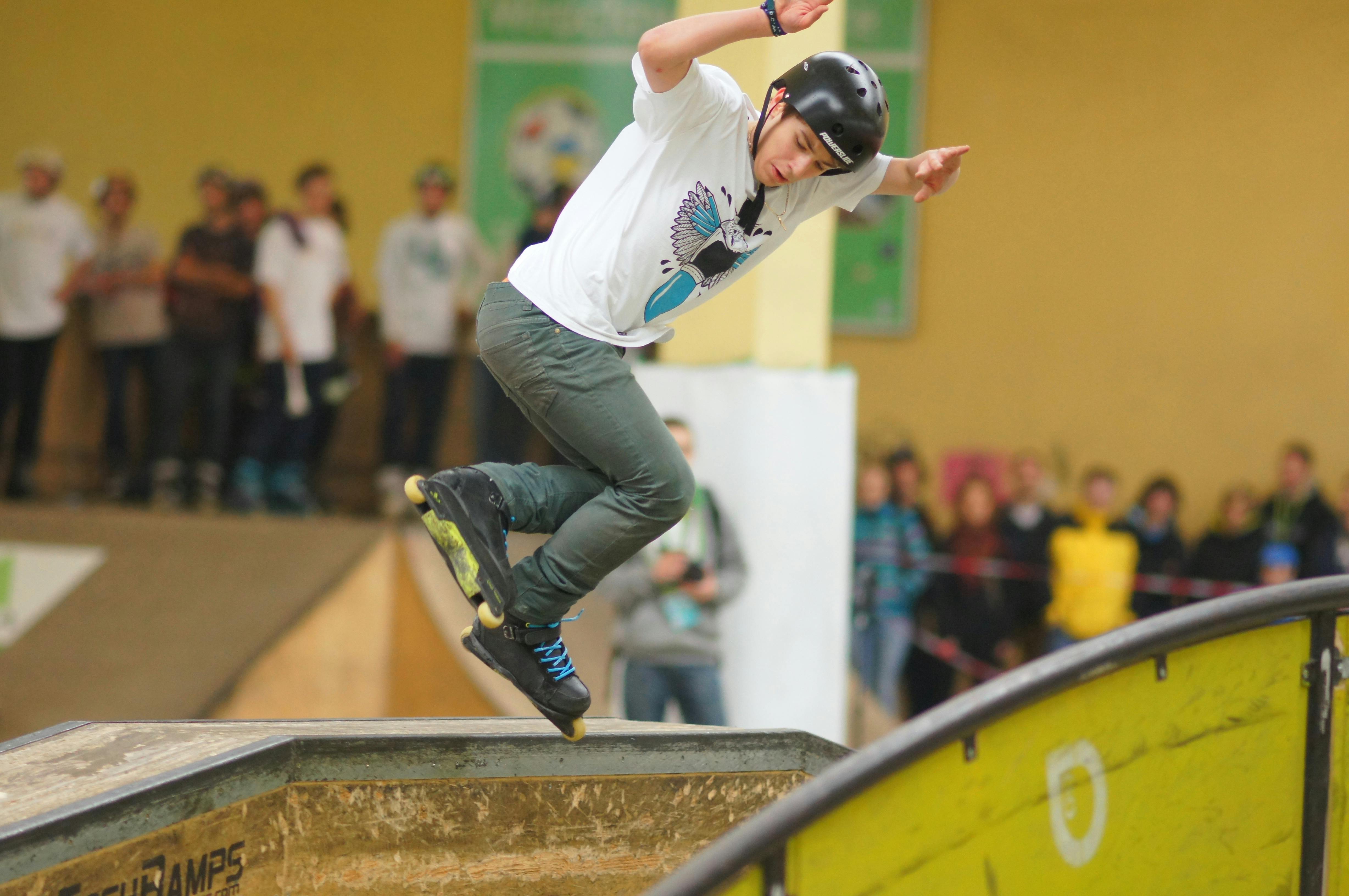 capacete para patins adulto​