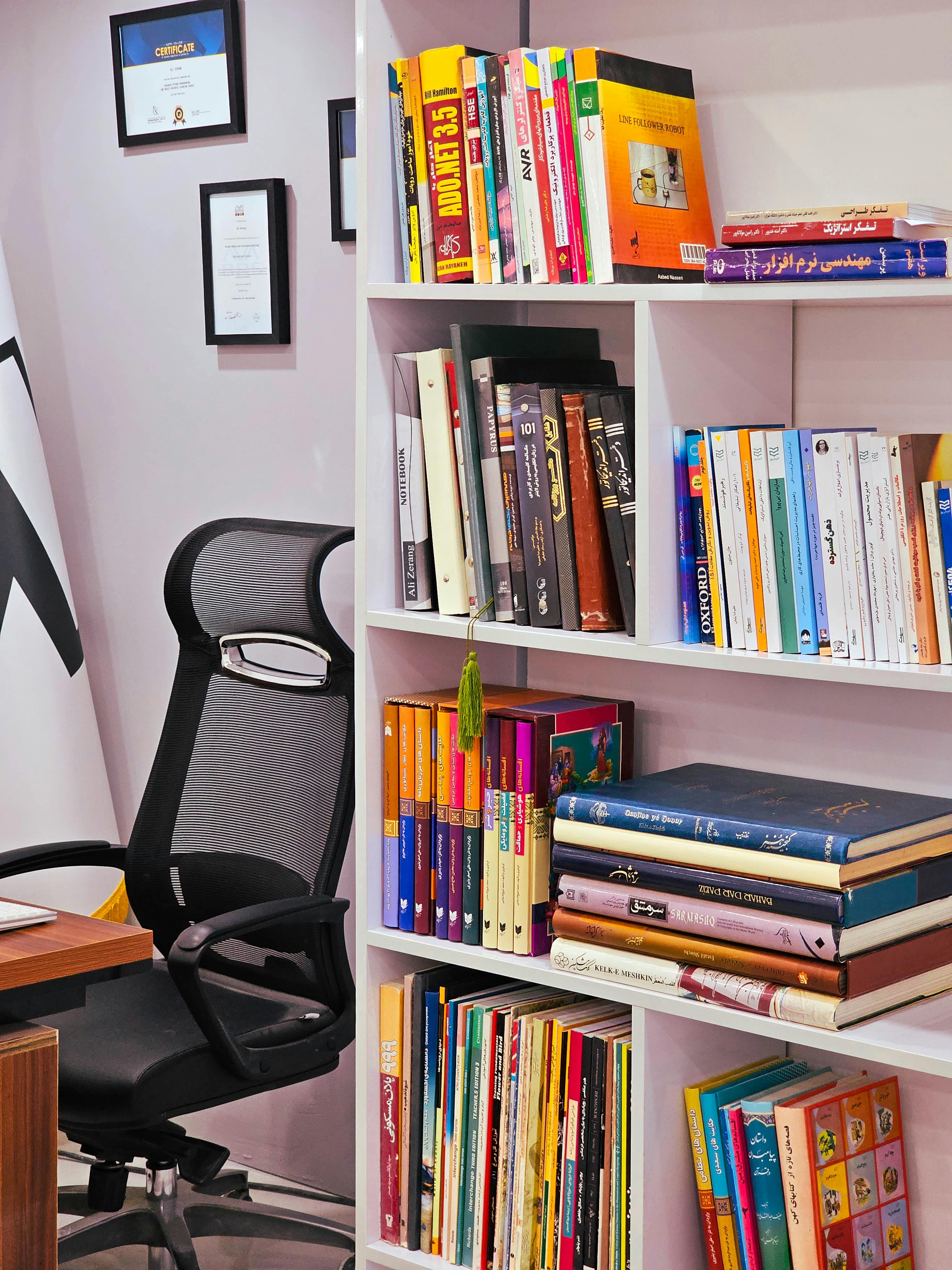 Maximizing Space: Designing a Home Library with Built-in Bookshelves