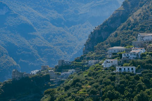 Amalfi kıyıları, campania, dağ içeren Ücretsiz stok fotoğraf