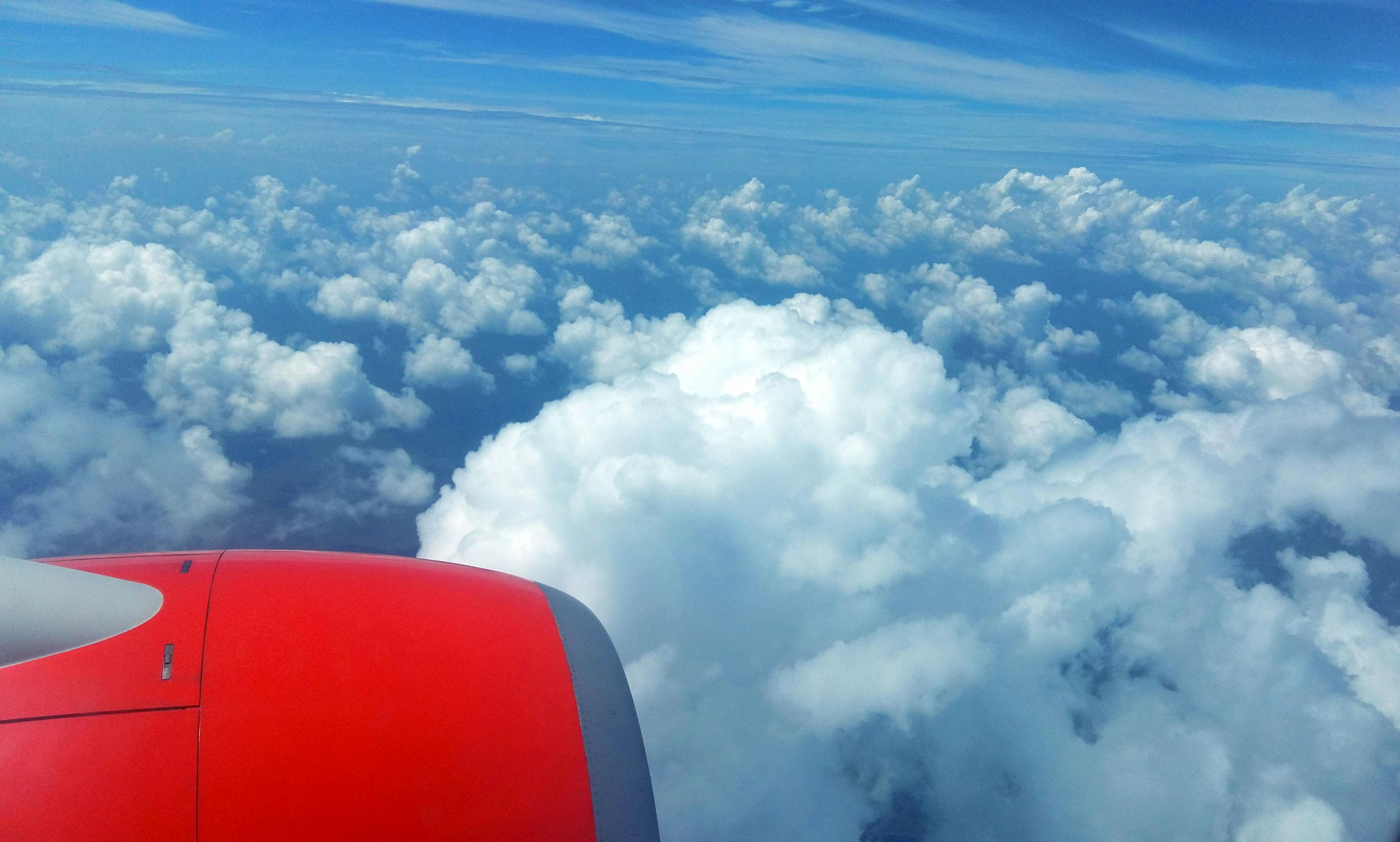 34 Gambar Langit Cerah  Berawan Foto Pemandangan HD