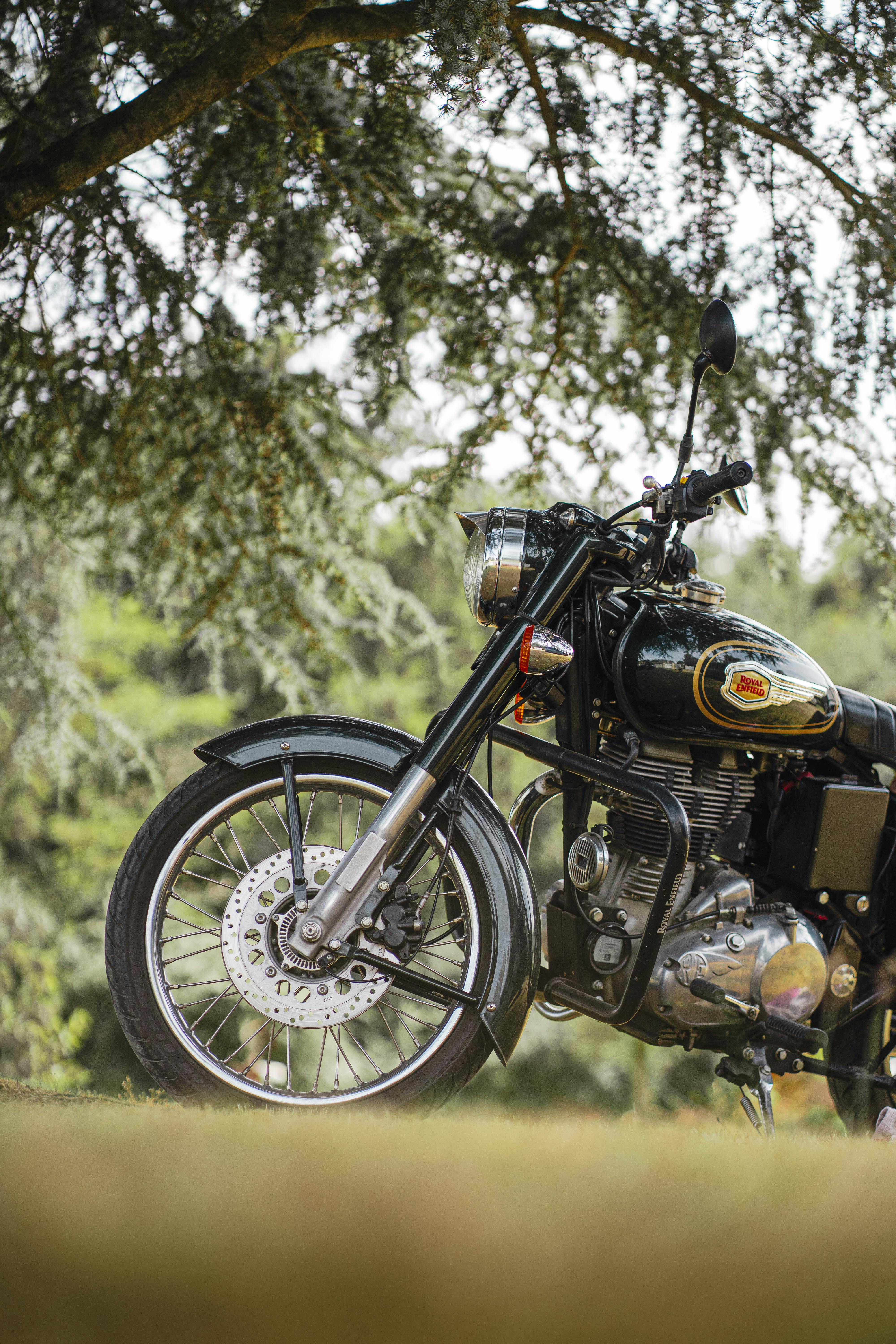 Royal Enfield Bullet Wallpapers | BadAssHelmetStore