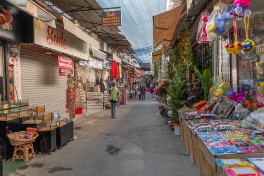 Kemeraltı bazaar food walk — Izmir