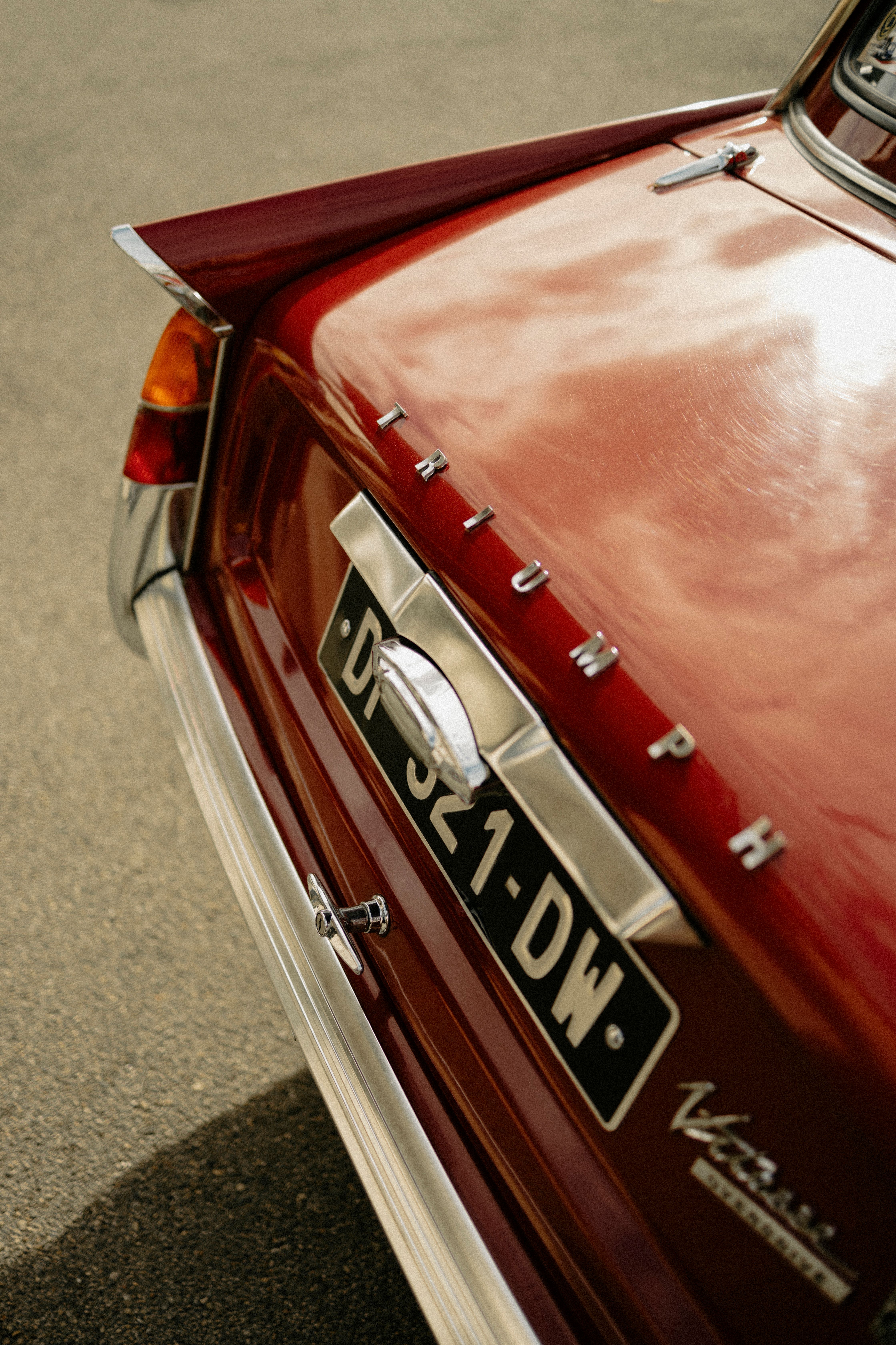 White Classic Mg Car · Free Stock Photo