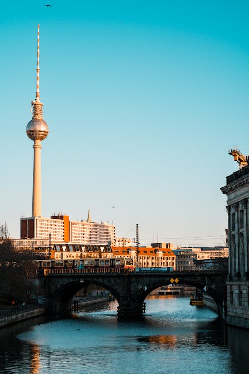 Kostnadsfri bild av berlin, bro, broadcast tower