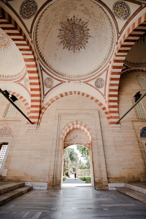 Free Intricate interior design of Selimiye Mosque in Edirne, showcasing Islamic architecture. Stock Photo