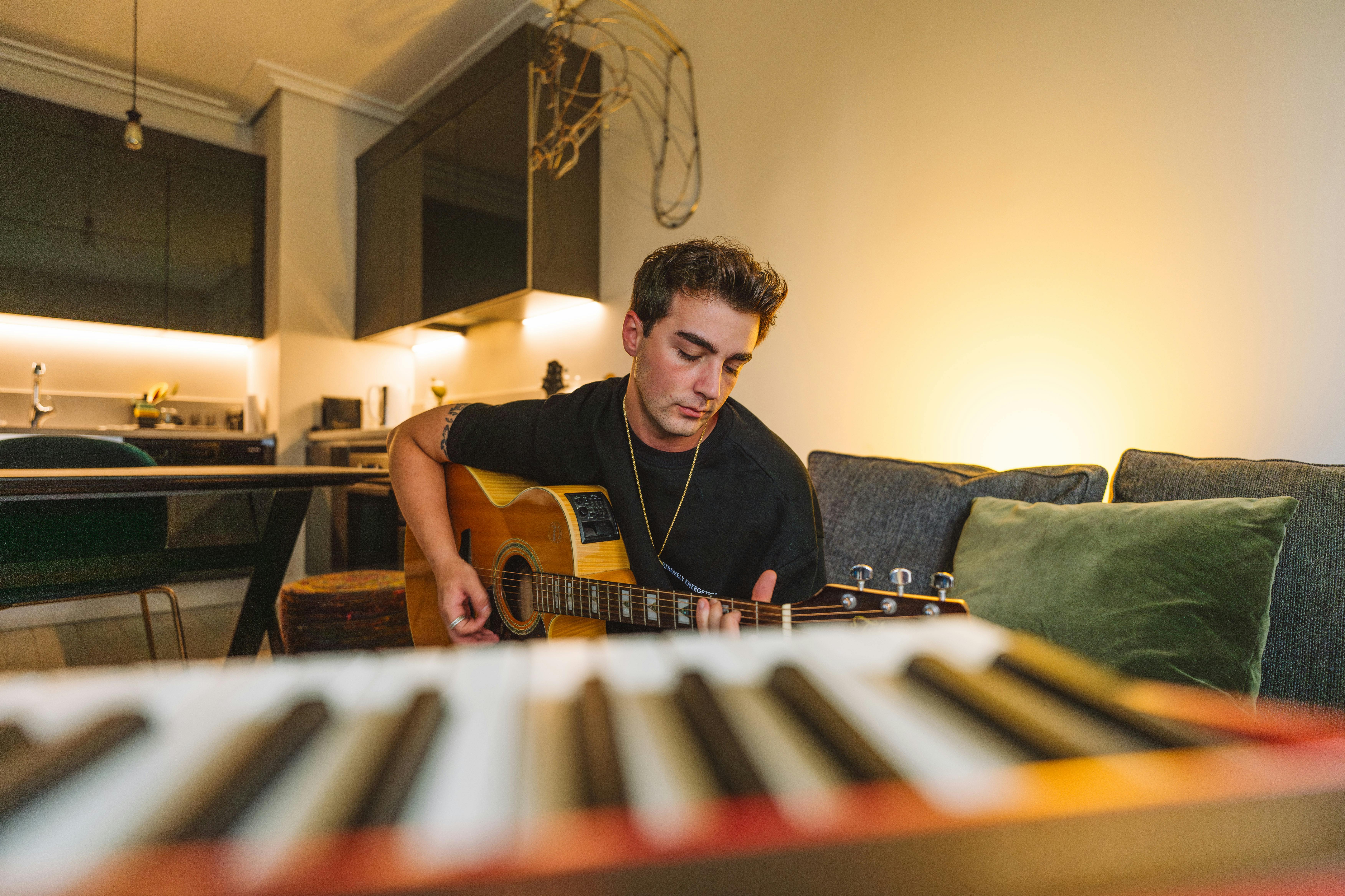 Music Discovery Made Easy with These Nine Websites — Photo by Weavehall Collective on Pexels