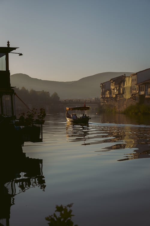 Immagine gratuita di acqua, alba, aperto