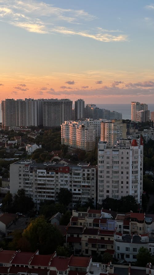 Ilmainen kuvapankkikuva tunnisteilla aamu, asuin, asuinalueita