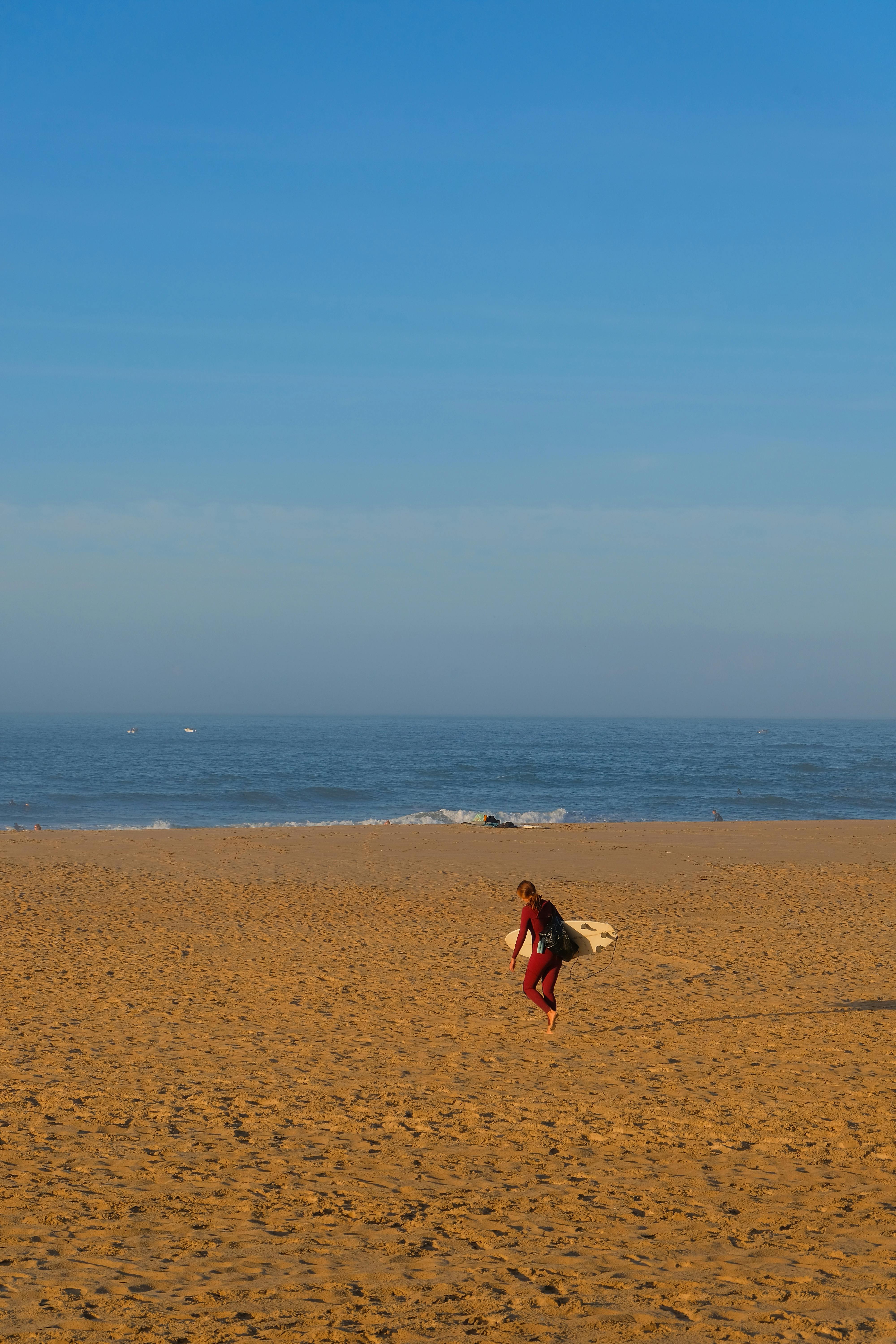 Nude Beach Walking Photos, Download The BEST Free Nude Beach Walking