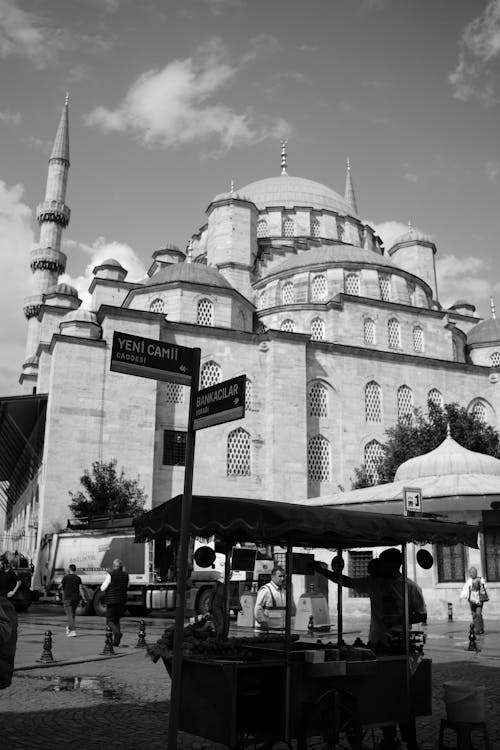 Foto profissional grátis de arquitetura otomana, comida de rua, estábulo