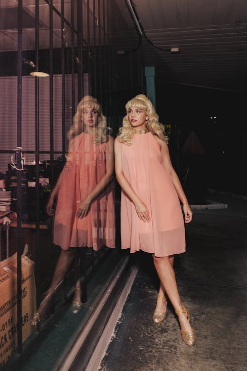 ピンクのドレス, ファッション写真, ブロンドの無料の写真素材