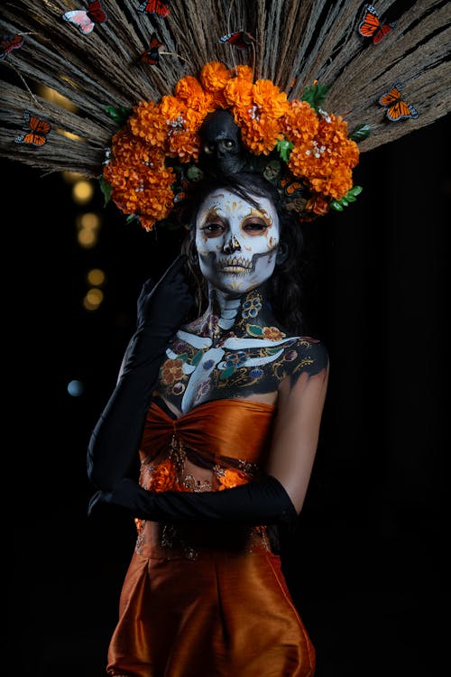 Foto d'estoc gratuïta de cara pintada, catrina, corona de flors