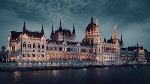 Photos gratuites de architecture gothique, bâtiment du parlement hongrois, Budapest