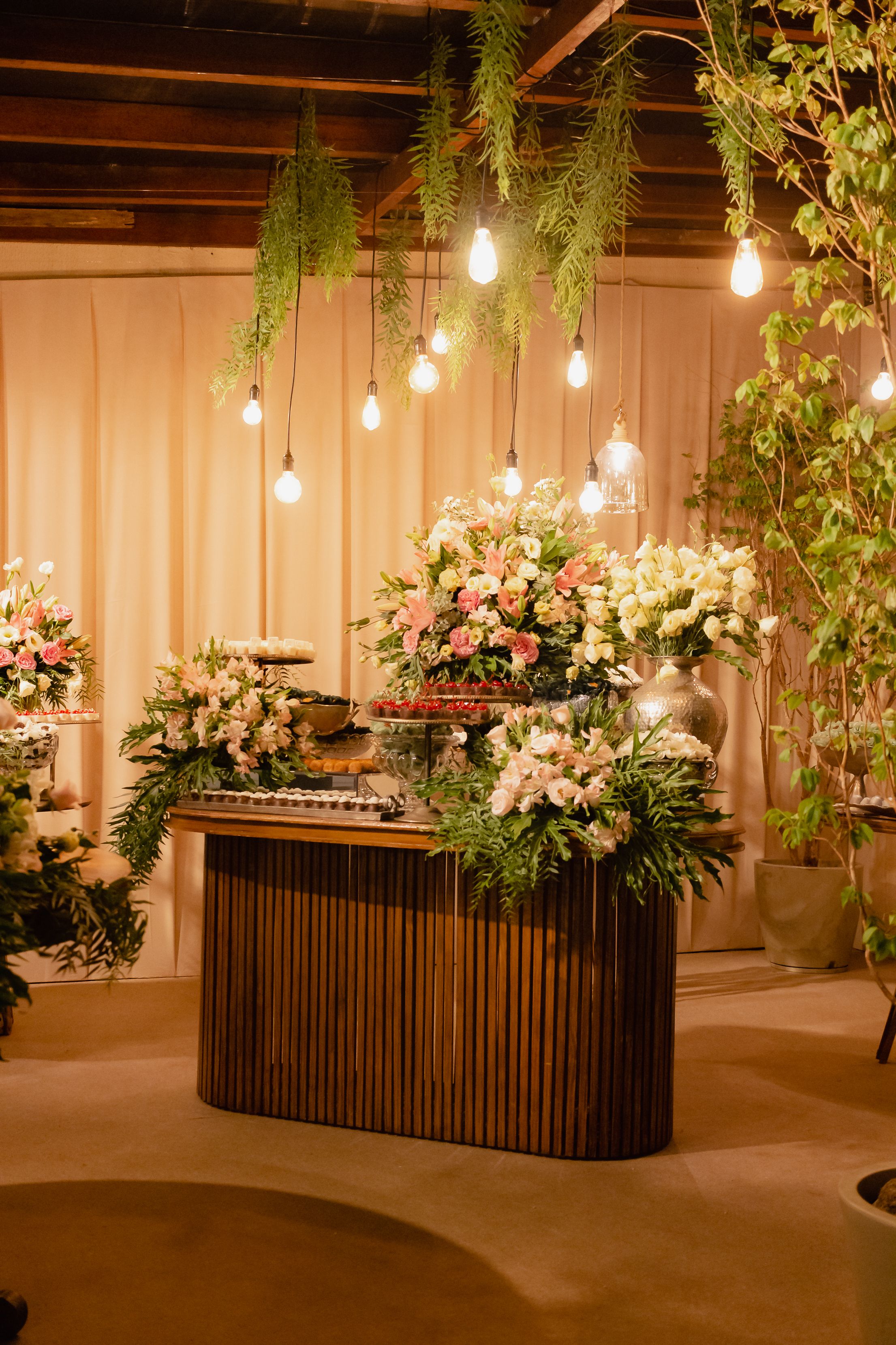 Bar Decorated with Flowers · Free Stock Photo