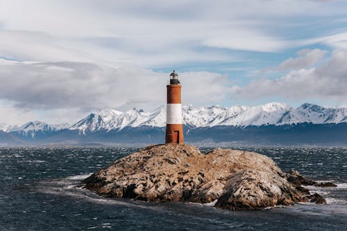 Faro Les Eclaireurs Lighthouse