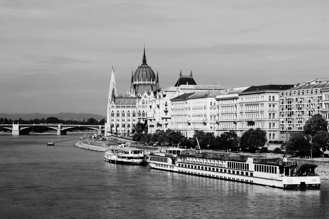 Parliament Of Budapest Free Stock Photo parliament-of-budapest-free-stock-photo