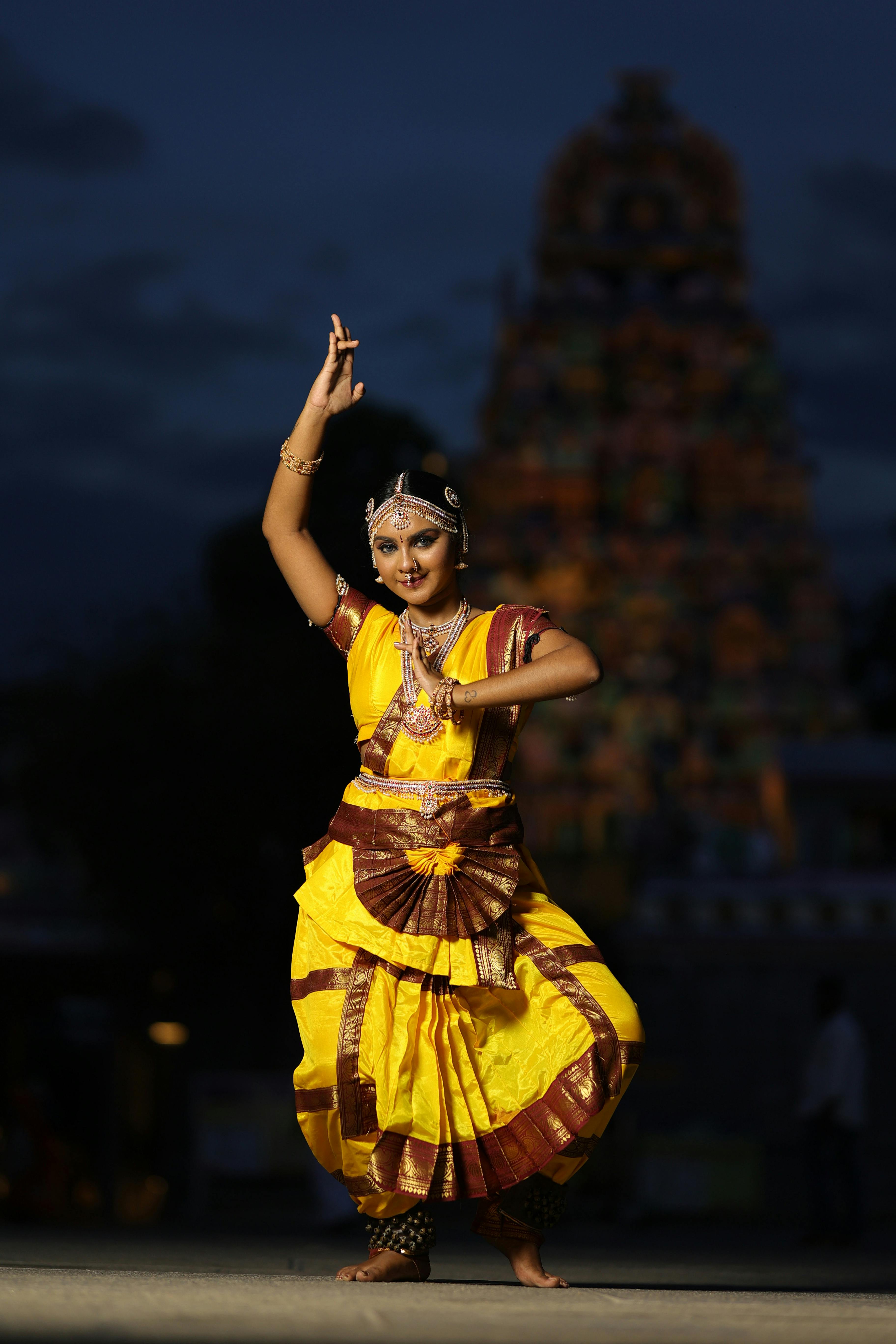 Dancer's Profile – THE DANCE INDIA