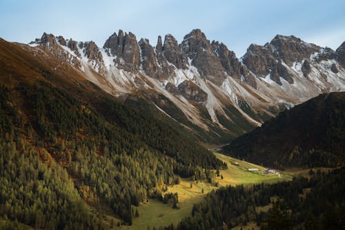 Бесплатное стоковое фото с величественный, горы, долина