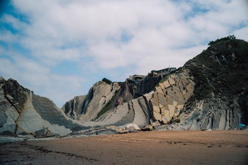 Darmowe zdjęcie z galerii z czarny, erozji, formacja skalna
