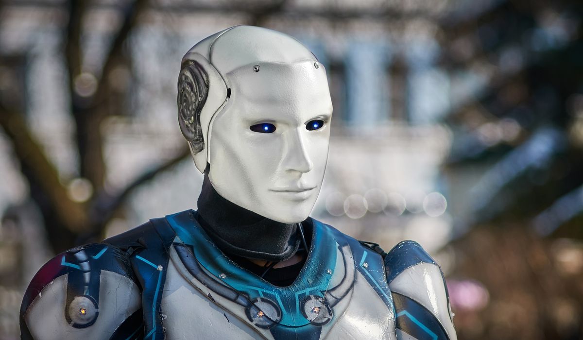 EE.UU. prohíbe importar robots humanoides, perros robot e inversores solares extranjeros