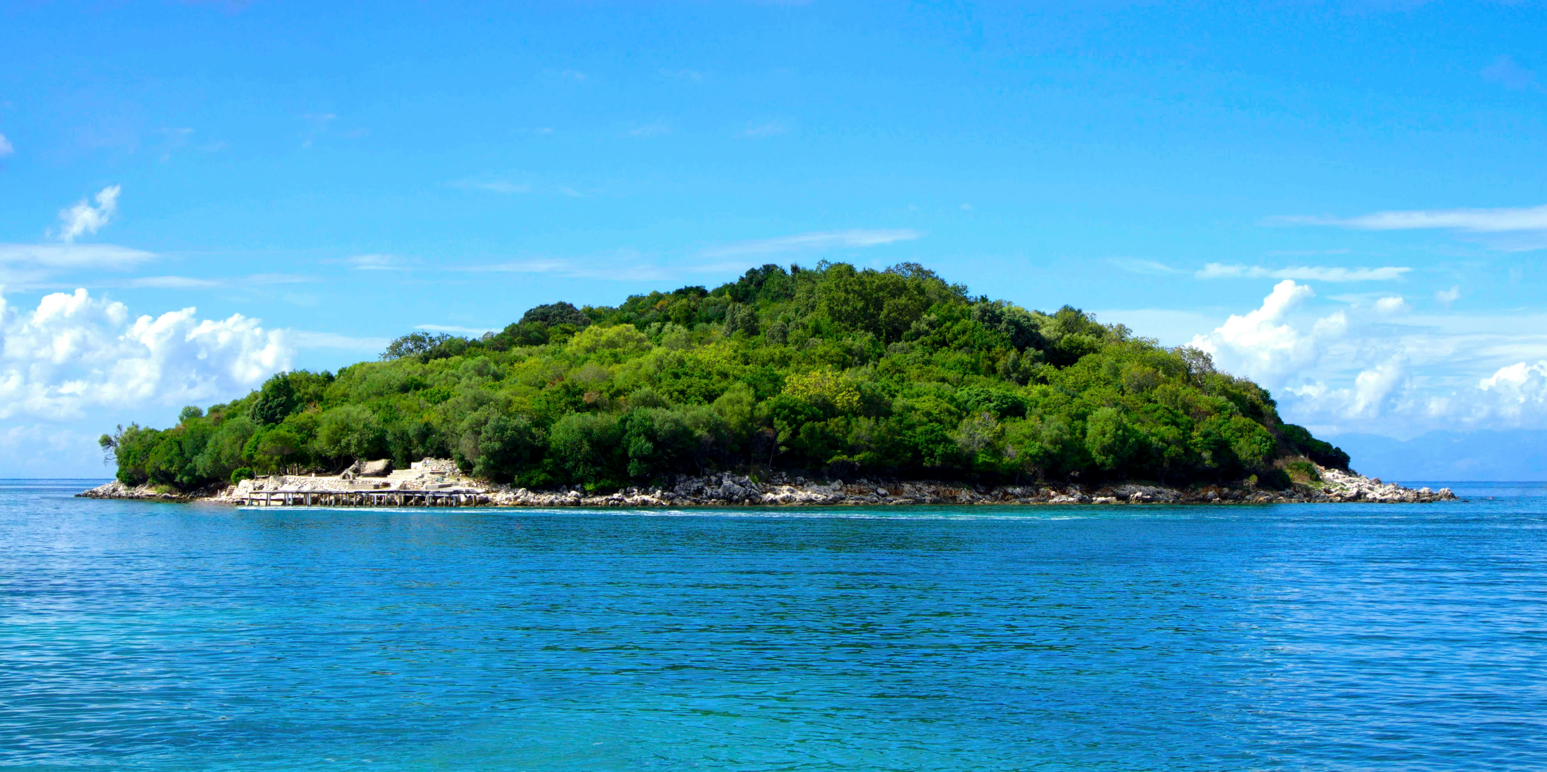 Island Covered With Green Trees Under The Clear Skies Free Stock Photo   Pexels Photo 188029 