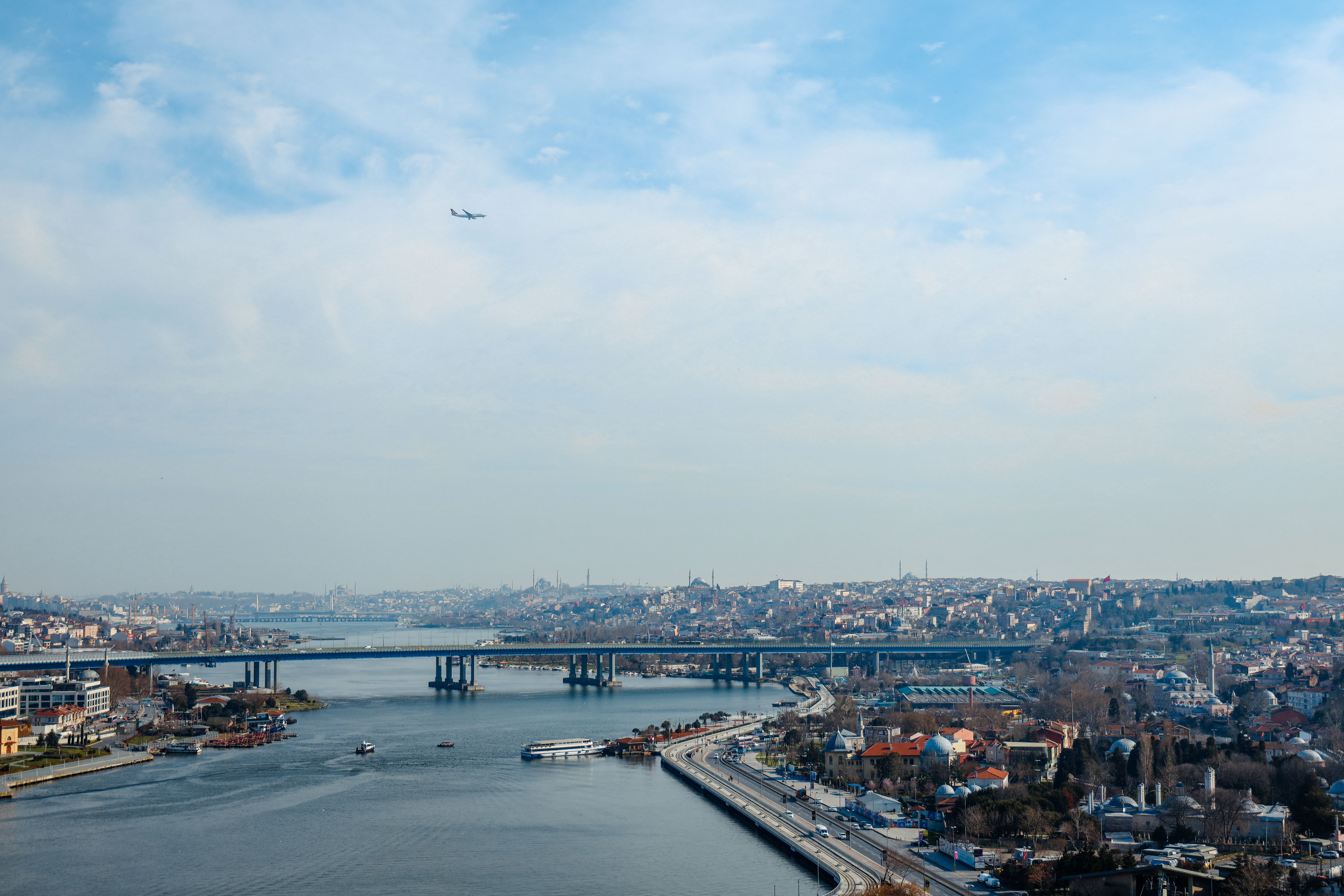 19 Under-the-Radar Spring Travel Deals Worth Booking Now — Photo by Rasul Yarichev on Pexels