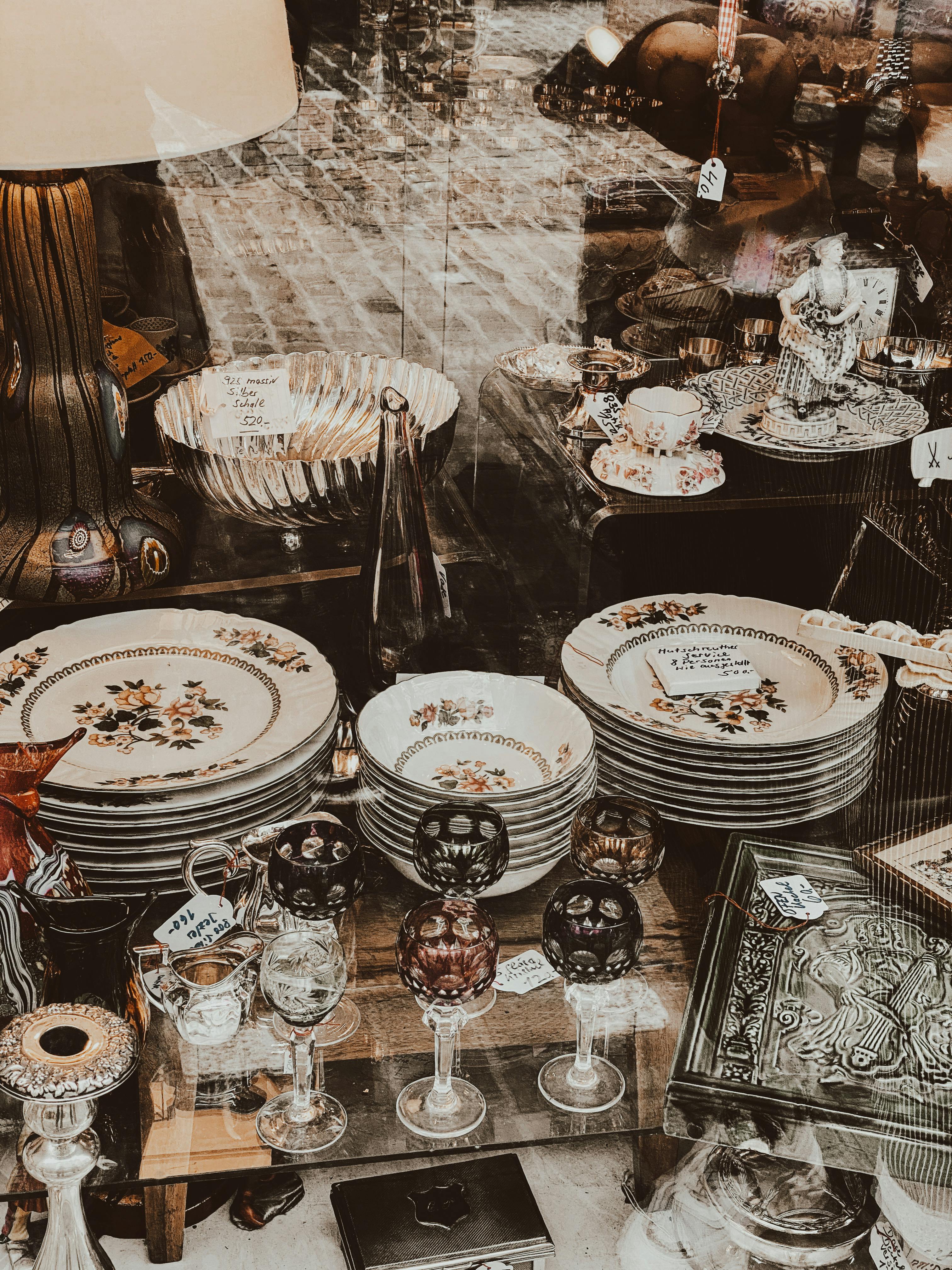 Copy Of Learn To Buy And Sell Antiques Collectibles Make Money On Ebay