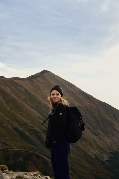 垂直拍摄, 女人, 山 的 免费素材图片