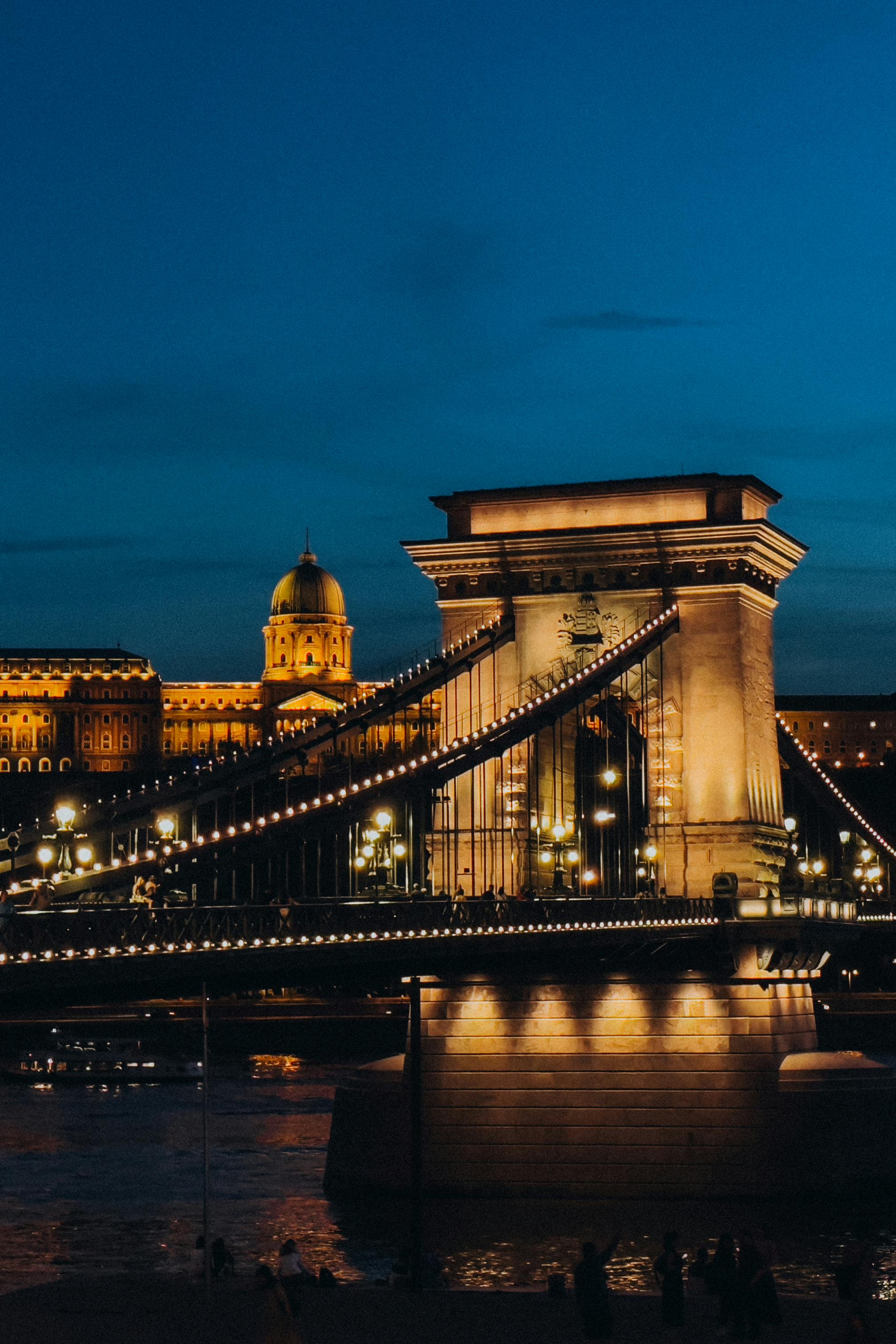 Szechenyi Chain Bridge in Budapest in Evening Free Stock Photo