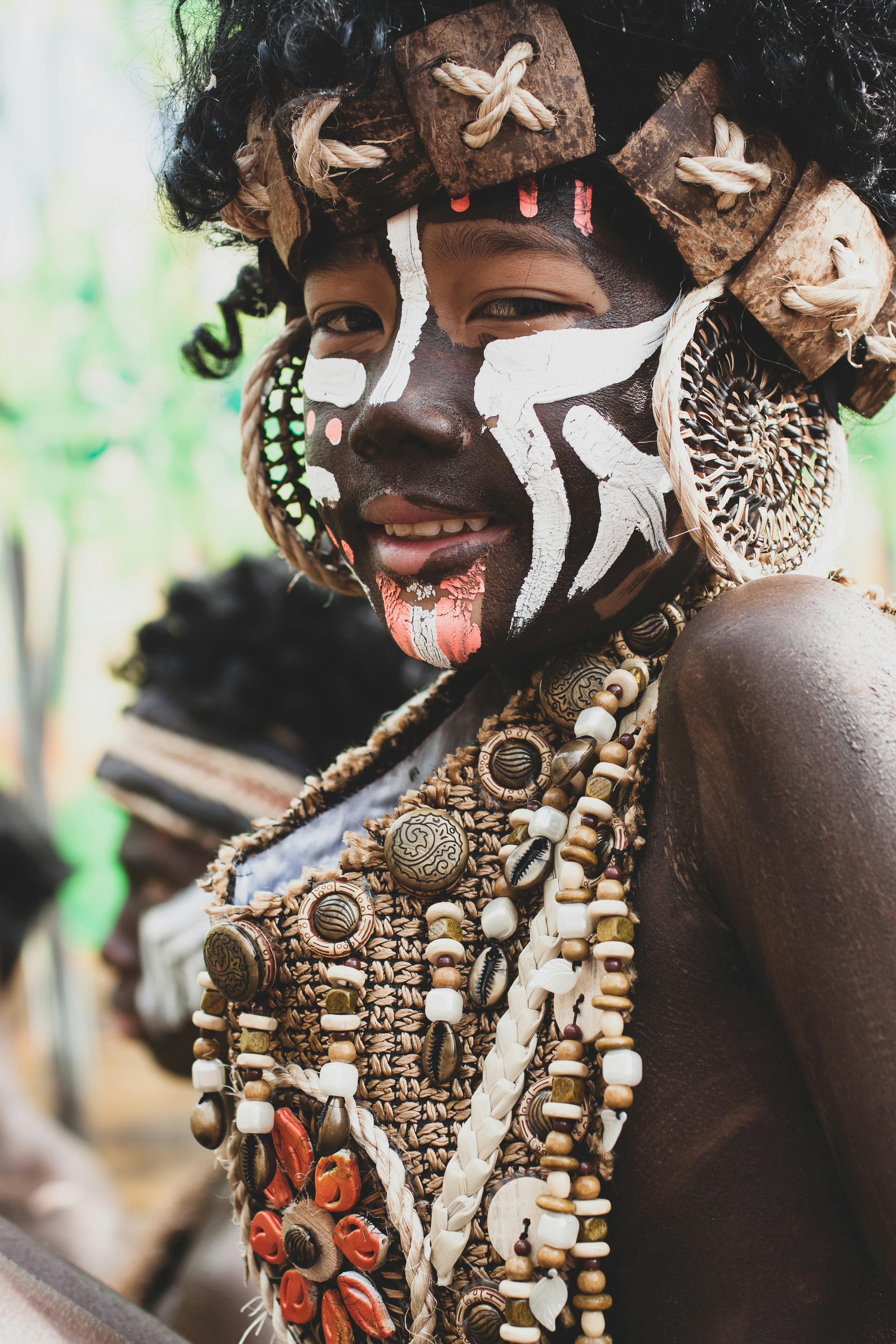 Ancient tribe people hi-res stock photography and images - Page 3