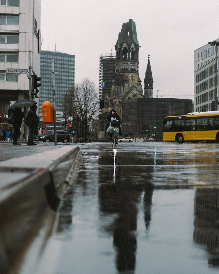 Berlin Street Photo With Kaiser Wilhelm Memorial Church 