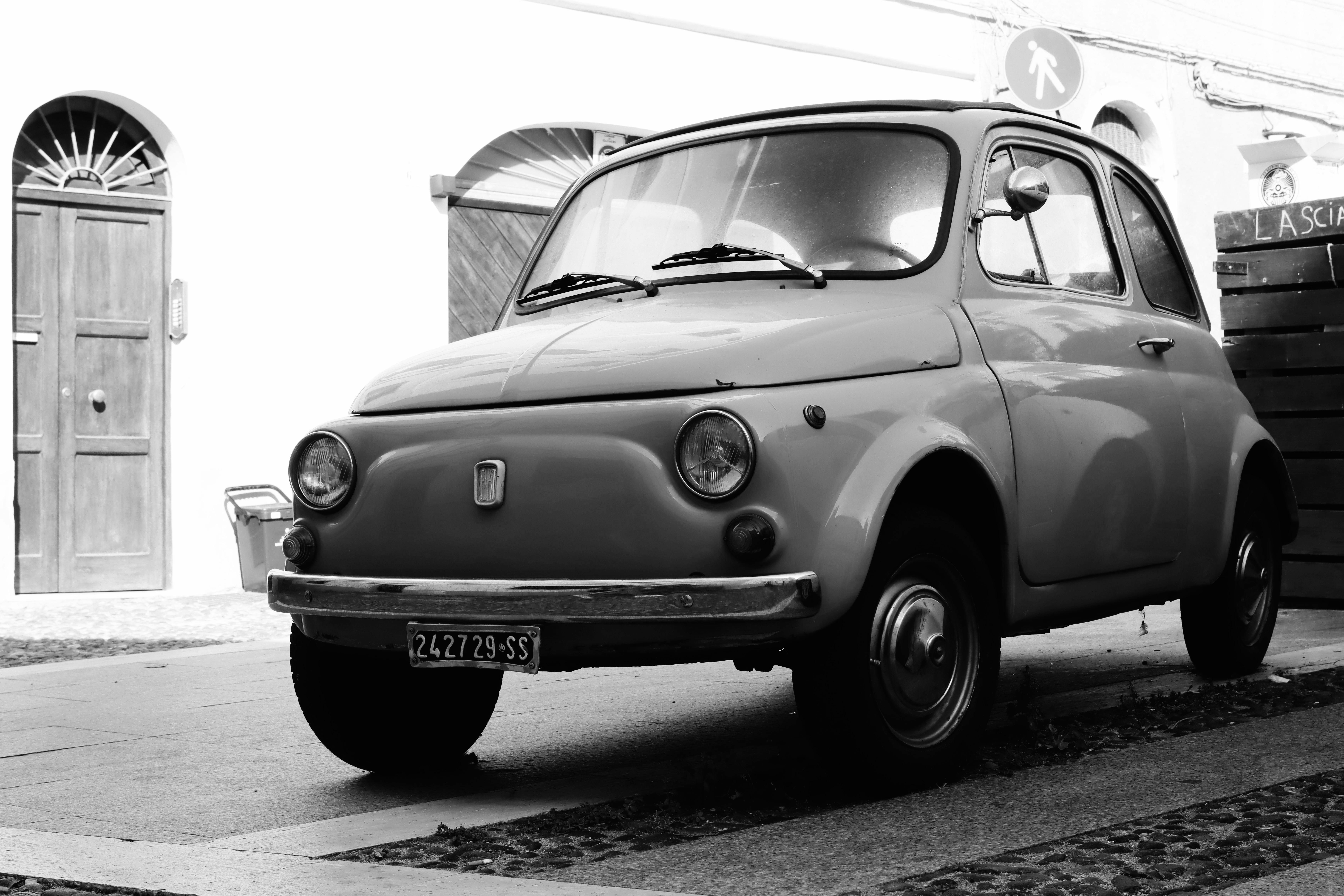 Fiat 500 · Free Stock Photo