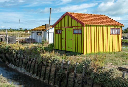 Fotos de stock gratuitas de canal, casas de campo, edificios