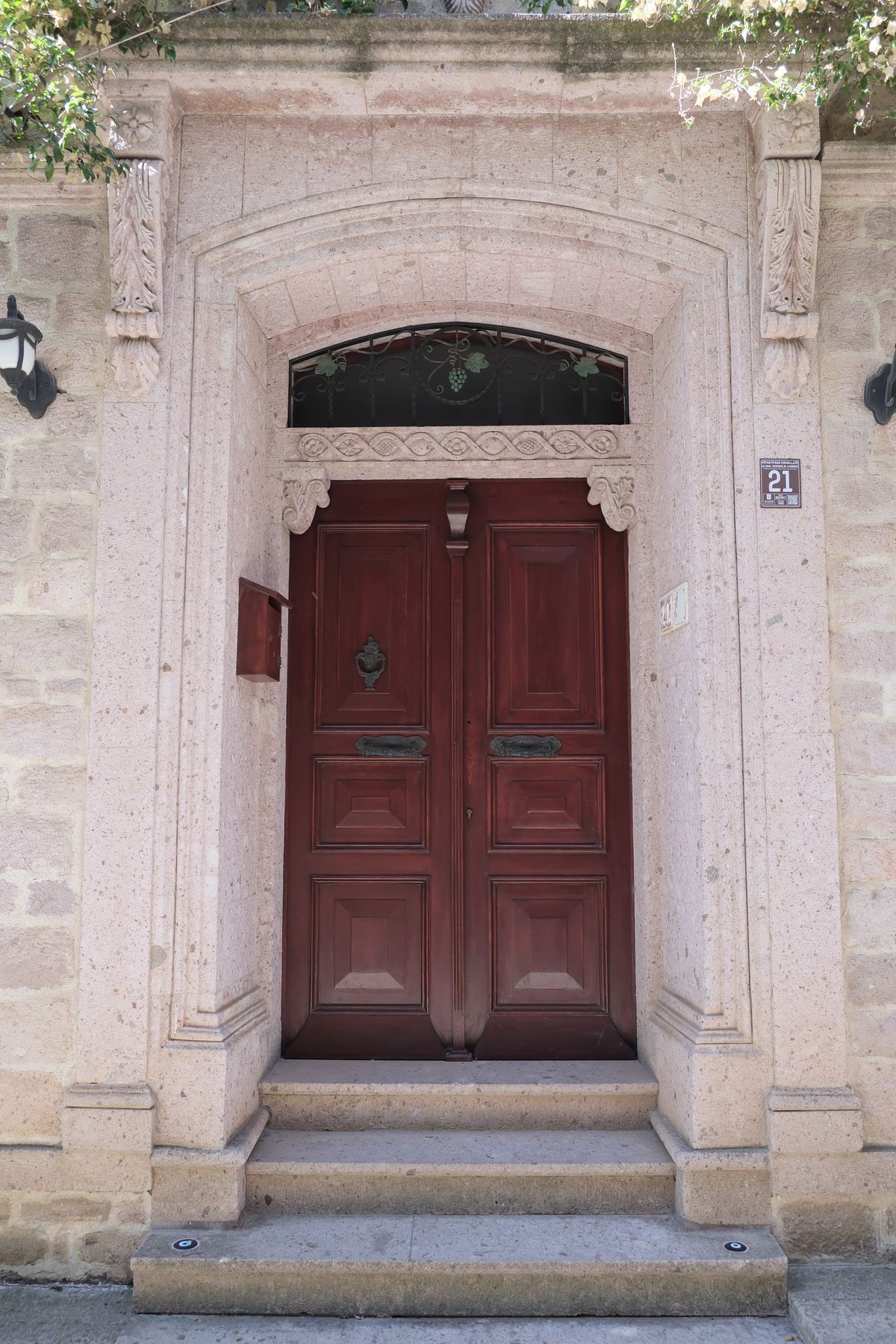 Eufy Video Doorbell E340