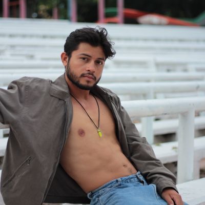 Miembro relajado al aire libre