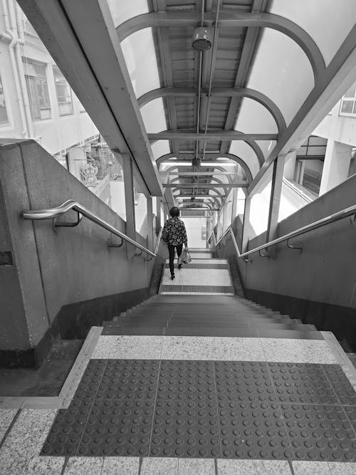 걷다, 계단, 도시의 무료 스톡 사진