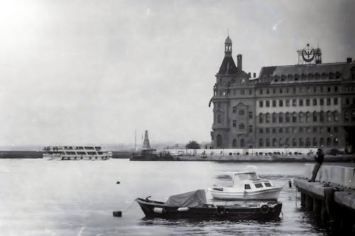 Sea Coast with Haydarbasa Train Station in Istanbul in Black and White