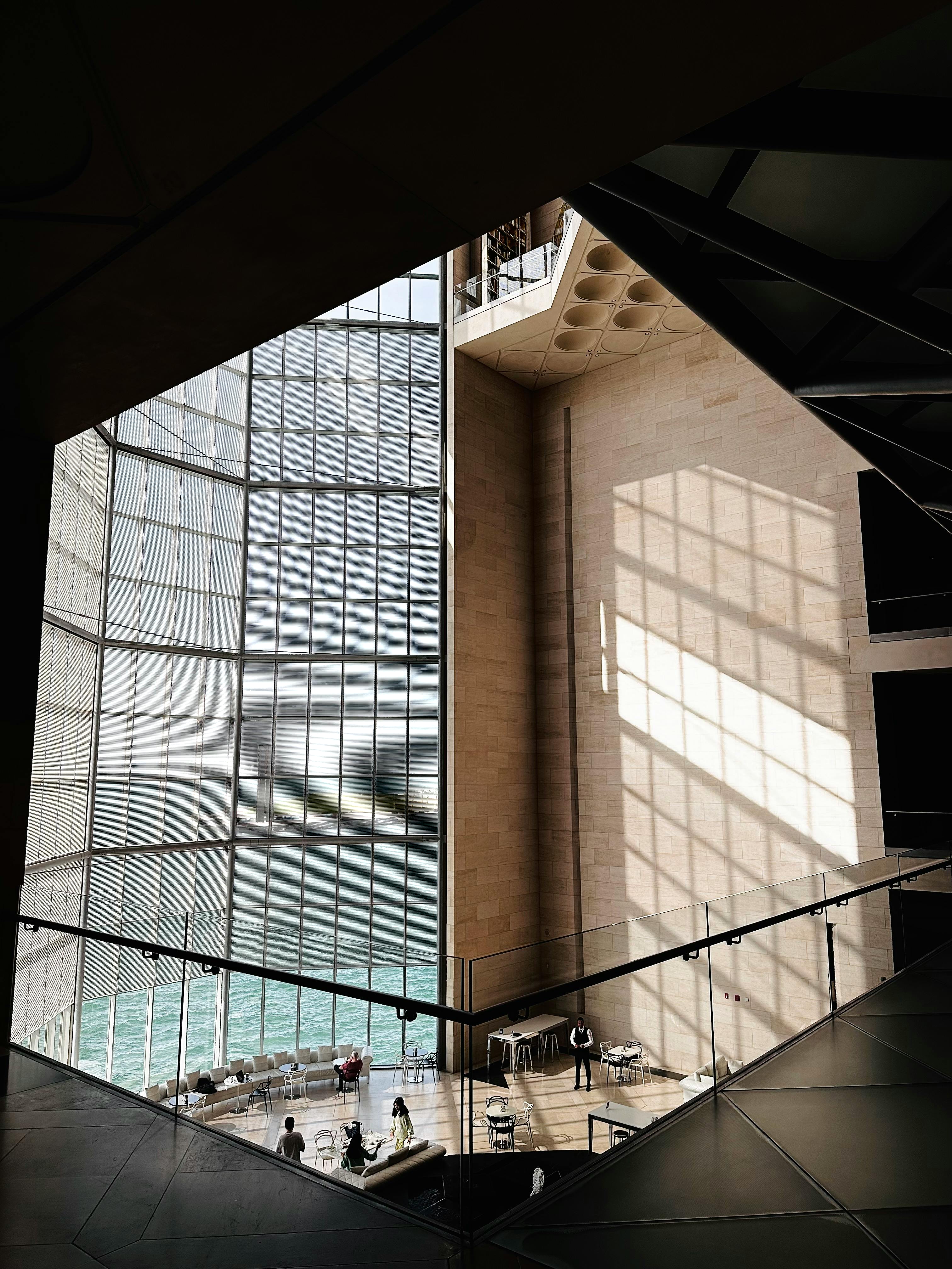 Regus - Nyon, Business Park : Votre Partenaire Idéal pour la Location d'Espaces de Bureaux