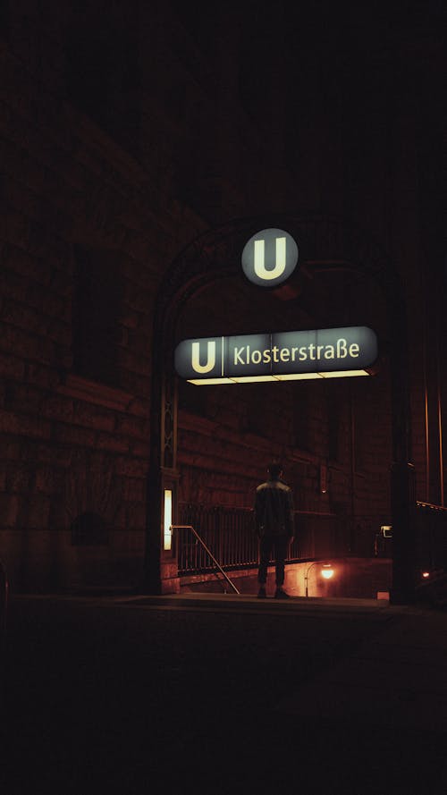 Foto stok gratis Berlin, gerbang masuk, kereta bawah tanah